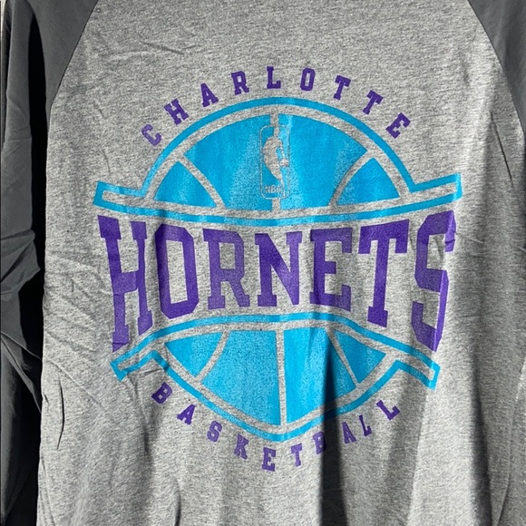 NBA Charlotte Hornets raglan tshirt 3/4 sleeve - Picture 2 of 4